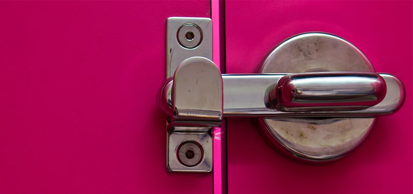 Childproof Gate Lock in Riverside, California