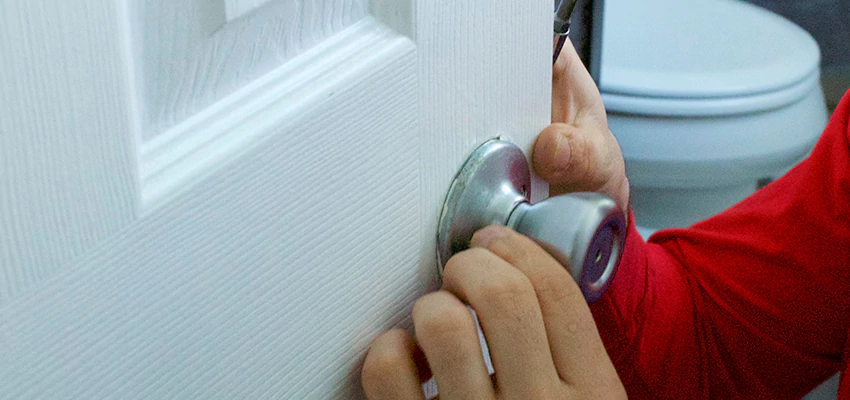 Vintage Door Knob Replacement in Riverside, CA